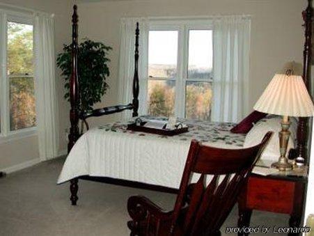 Garden Inn At Bee Rock Monterey الغرفة الصورة